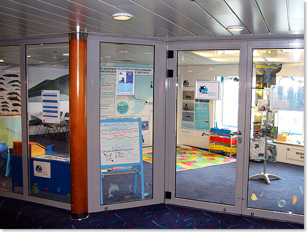Das Wildlife Center der Umweltorganisation ORCA informiert Passagiere an Bord der KING SEAWAYS ber die Meeressugetier-Fauna in den Gewssern vor England und Holland.