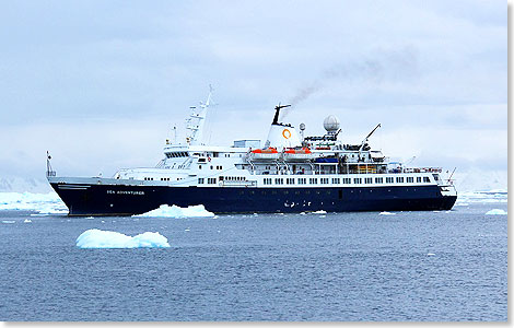 Die SEA ADVENTURE entstand aus einer Serie von vier baugleichen Kreuzfahrtschiffen, die zwischen 1975 und 1977 fr die sowjetische Murmansk Shipping Co. erbaut wurden. 
