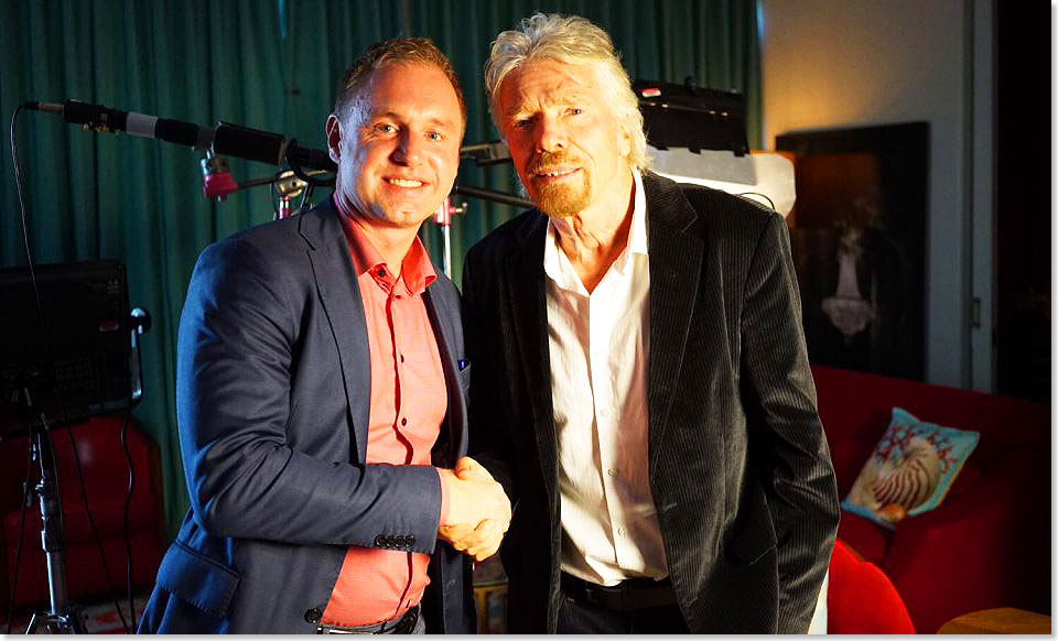 Sir Richard Branson rechts mit Thomas strm, CEO von Climeon am 19. Oktober in Miami.