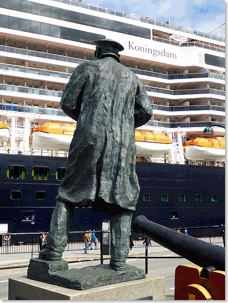 Das Seefahrerdenkmal grt die ankommenden Passagiere in Norwegens lhauptsadt Stavanger.
