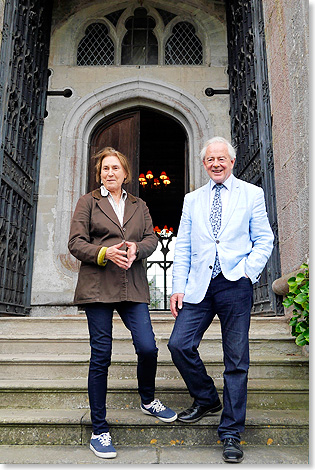 Lord Parsons und Lady Allison begren die Besucher von Birr Castle hchstpersnlich.