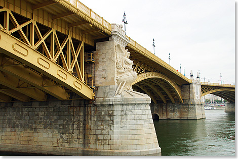 Die Margarethen-Brcke am Ende der Margarethen-Insel.