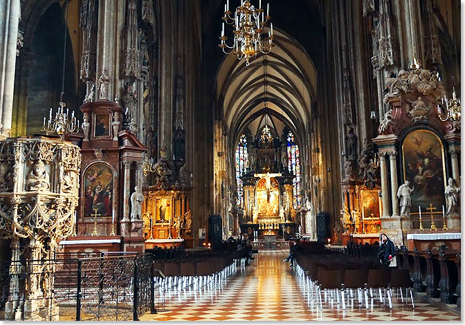 Von den Wienern kurz Steffl genannt, korrekt Domkirche St. Stephan zu Wien, ist ein Wahrzeichen der Stadt.