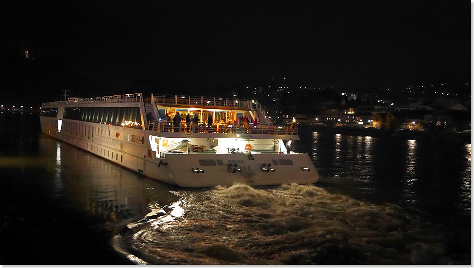 ... wir nehmen Abschied von Linz in Oberstereich. Die A-ROSA BELLA nimmt Kurs auf Passau.