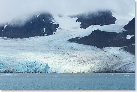 In diesem Zeitraum hat der Gletscher 40 Prozent seiner Eismasse verloren.