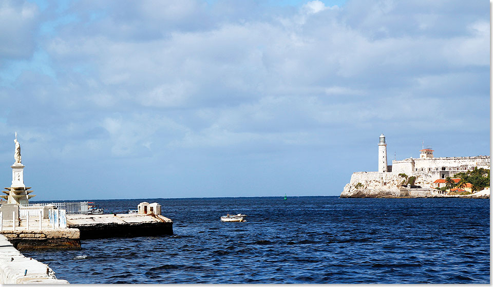 Die weltbekannte Hafeneinfahrt von Havanna. 
