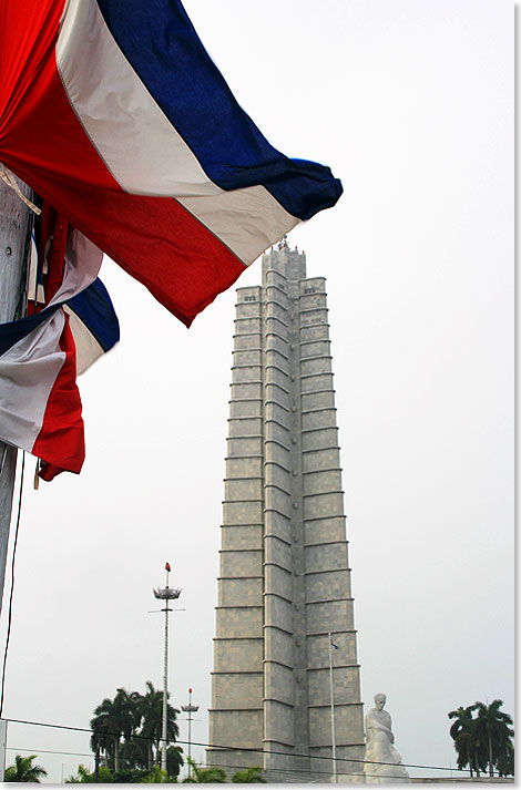 Das monstrse Jos-Marti-Denkmal auf der Plaza de la Revolution.