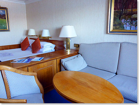 Mit einer Größe von 15 bis 21 Quadratmetern verfügen die Junior-Suiten über mehr Platz und teilweise auch ein Doppelbett.
