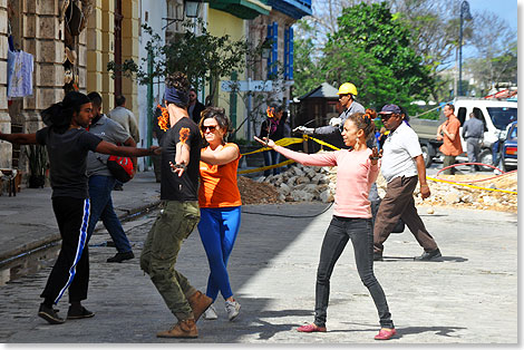 Kubaner sind Musiker und Tänzer.