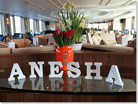 Zu jeder Tageszeit einladend: Die Panaroma-Lounge der ANSEHA bietet schon am frühen Morgen eine Stärkung für Frühaufsteher.